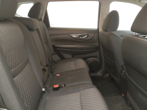 Used 2019 Nissan Rogue SV w/ Sun & Sound Touring Package AWD/4WD image 19