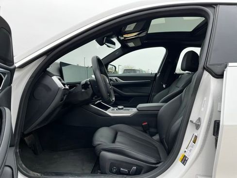 Used 2025 BMW i4 eDrive40 image 14