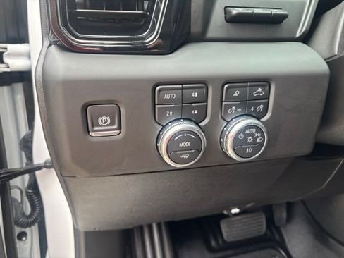 Used 2026 GMC Sierra 1500 AT4 w/ AT4 Premium Package AWD/4WD image 19