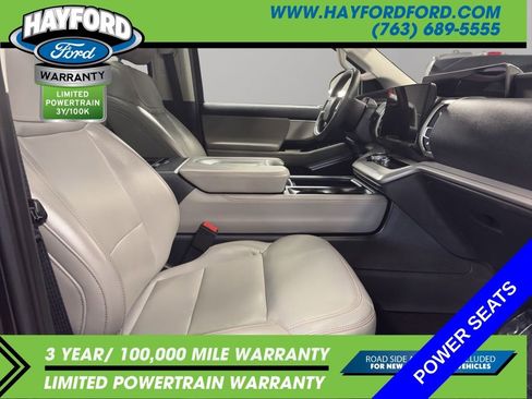 Used 2025 Ford Expedition Active AWD/4WD image 22