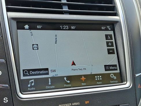 Used 2016 Lincoln MKX Reserve w/ Climate Package image 17