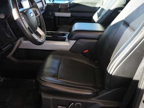 Used 2019 Ford F350 Lariat w/ Lariat Ultimate Package image 22