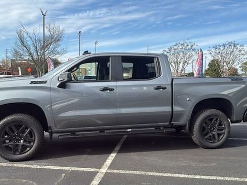 New 2026 Chevrolet Silverado 1500 LT Trail Boss w/ Dark Appearance Package image 4