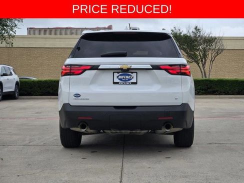 Used 2022 Chevrolet Traverse LT FWD image 7