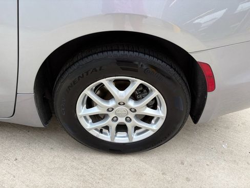 Used 2020 Chrysler Pacifica Touring-L image 34