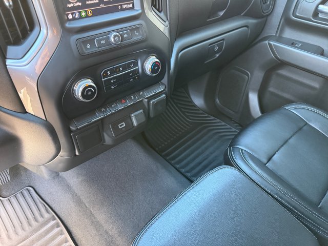 Used 2020 GMC Sierra 1500 4x4 Crew Cab image 18