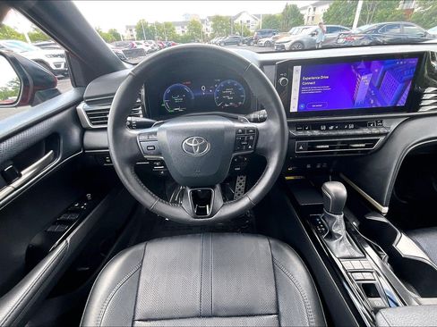 Used 2026 Toyota Camry XSE FWD image 5