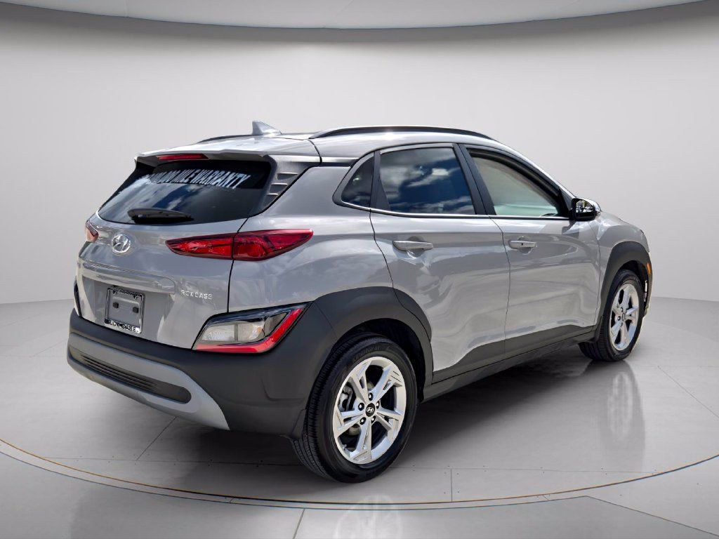 Used 2023 Hyundai Kona SEL FWD image 6