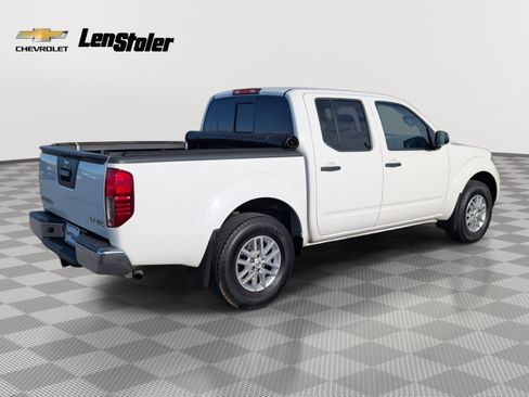 Used 2019 Nissan Frontier SV image 5