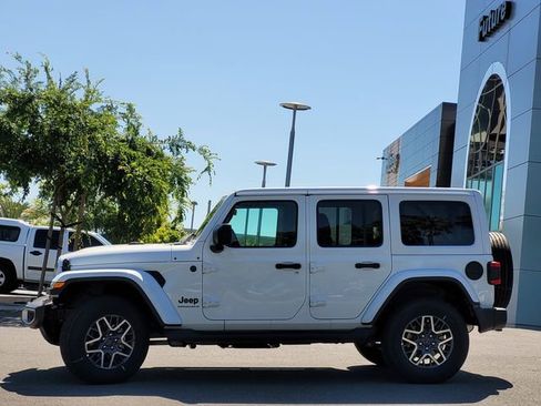 New 2026 Jeep Wrangler Unlimited Sahara AWD/4WD image 7