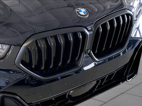 Used 2025 BMW X6 xDrive40i AWD/4WD image 30