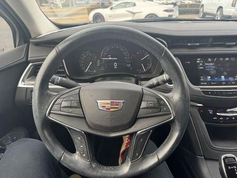 Used 2019 Cadillac XT5 Luxury image 13