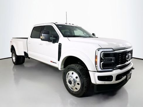 New 2026 Ford F450 Platinum w/ FX4 Off-Road Package image 1