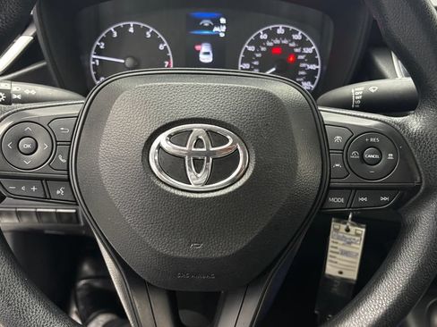 Used 2024 Toyota Corolla LE FWD image 17