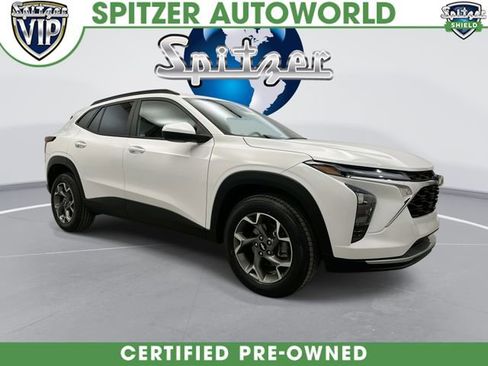 Used 2024 Chevrolet Trax LT image 1