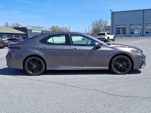 Used 2024 Toyota Camry XSE image 8