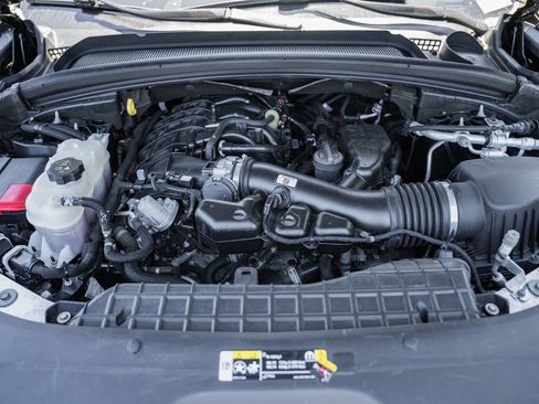 Used 2023 Jeep Grand Cherokee Limited AWD/4WD image 20