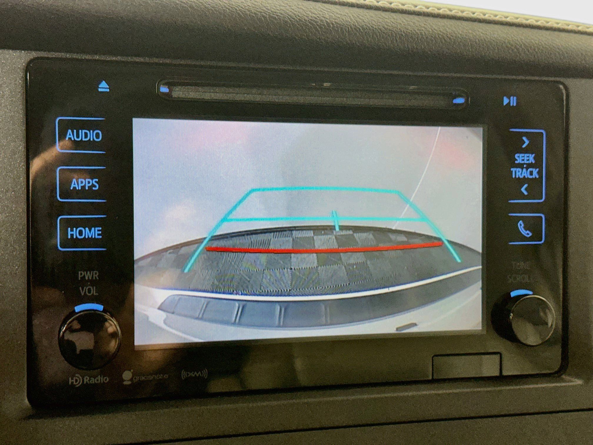 Used 2017 Toyota Sienna XLE Premium FWD image 13