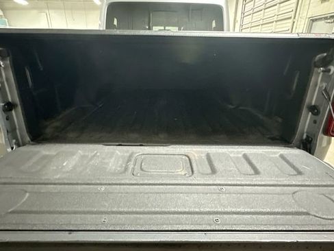Used 2020 Jeep Gladiator Overland image 26