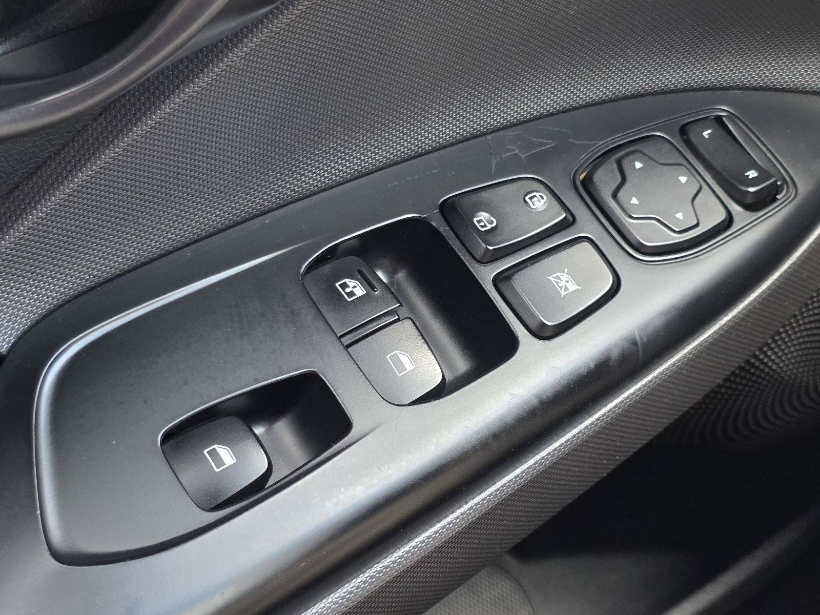 Used 2019 Hyundai Veloster N N FWD image 9
