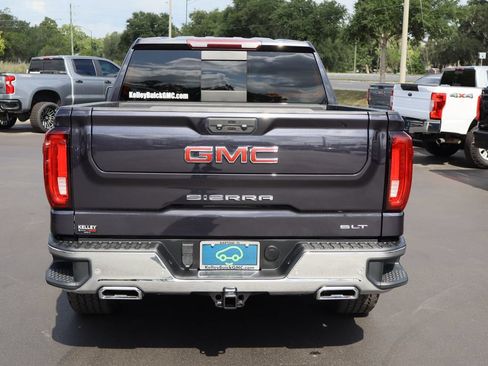 Used 2022 GMC Sierra 1500 SLT w/ SLT Premium Plus Package AWD/4WD image 8