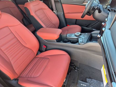 New 2026 Kia Sportage SX Prestige AWD/4WD image 15