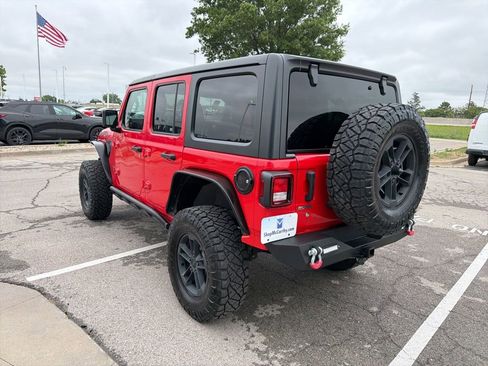 Used 2019 Jeep Wrangler Unlimited Sport S AWD/4WD image 5