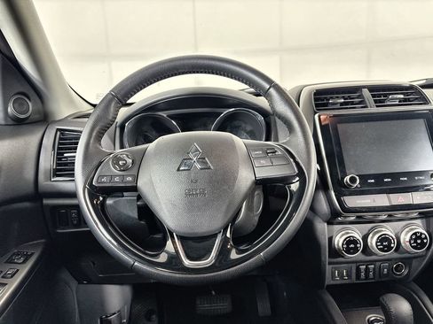 Used 2024 Mitsubishi Outlander Sport AWD image 11