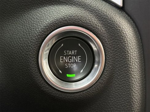 Used 2020 Chevrolet Silverado 1500 RST image 19