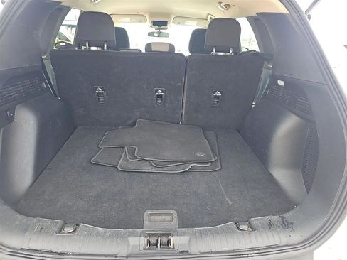Used 2020 Ford Escape SE image 20