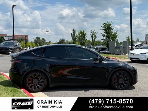 Used 2022 Tesla Model Y Performance AWD/4WD image 8
