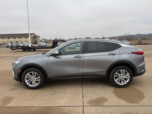 Used 2025 Buick Envista Preferred image 6