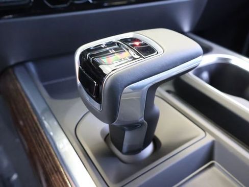 New 2026 GMC Sierra 1500 Elevation w/ LPO, Elevation Black Package image 28