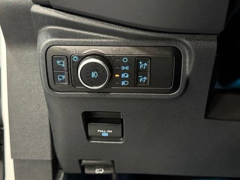Used 2025 Ford Bronco Outer Banks AWD/4WD image 11