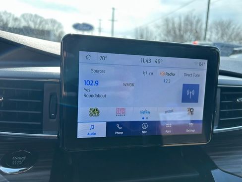 Certified 2023 Ford Explorer Limited w/ Equipment Group 301A image 28