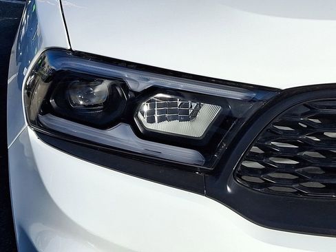 Used 2025 Dodge Durango GT AWD/4WD image 9
