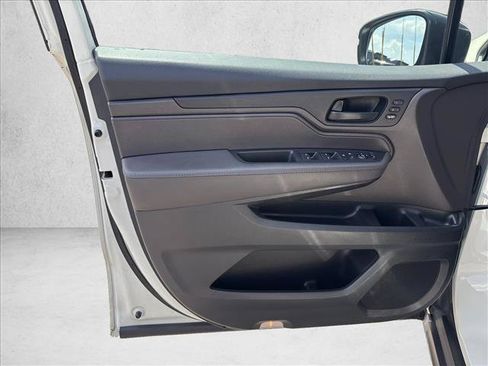 Used 2018 Honda Odyssey EX-L image 14
