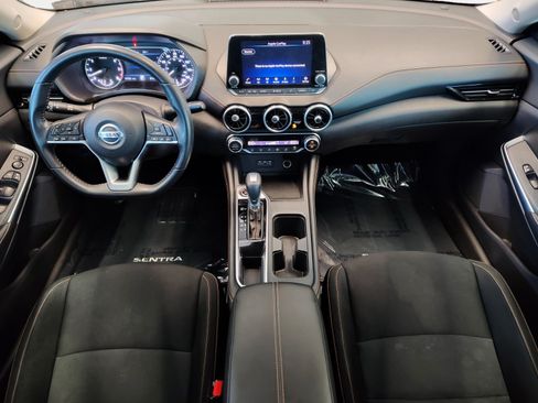 Used 2020 Nissan Sentra SR w/ Electronics Package FWD image 3