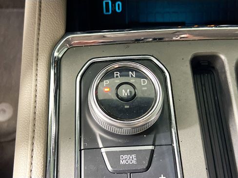 Used 2020 Ford Expedition Max XLT w/ Equipment Group 202A RWD image 25