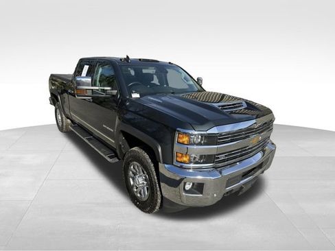 Used 2017 Chevrolet Silverado 3500 LTZ w/ Duramax Plus Package AWD/4WD image 7
