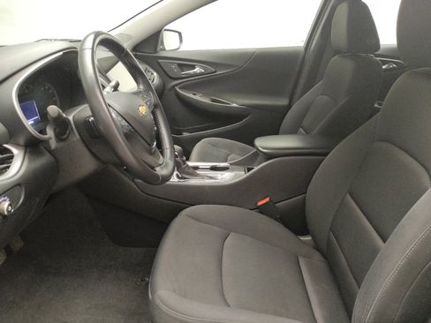 Used 2021 Chevrolet Malibu RS FWD image 17