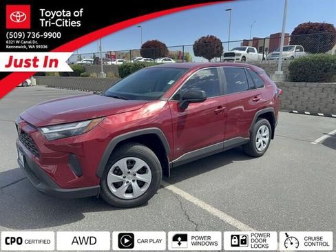 Used 2025 Toyota RAV4 LE AWD/4WD image 1
