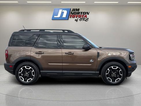 Used 2022 Ford Bronco Sport Outer Banks w/ Tech Package AWD/4WD image 4