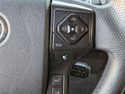 Used 2024 Toyota 4Runner TRD Off-Road image 23