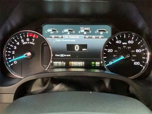 Used 2018 Ford F250 Lariat w/ Chrome Package image 27