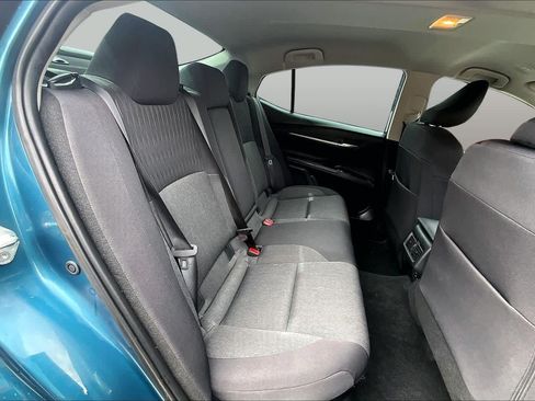 Used 2025 Toyota Camry LE w/ Convenience Package FWD image 20