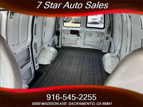 Used 2014 Chevrolet Express 1500 image 12