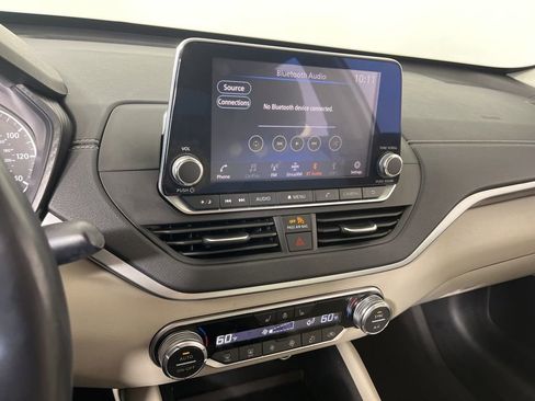 Used 2019 Nissan Altima 2.5 SV image 33