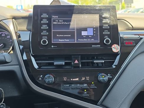 Used 2023 Toyota Camry SE FWD image 22