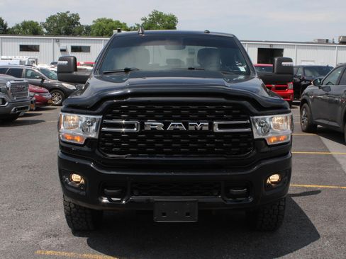 Used 2023 RAM 2500 Big Horn w/ Level 1 Equipment Group AWD/4WD image 2